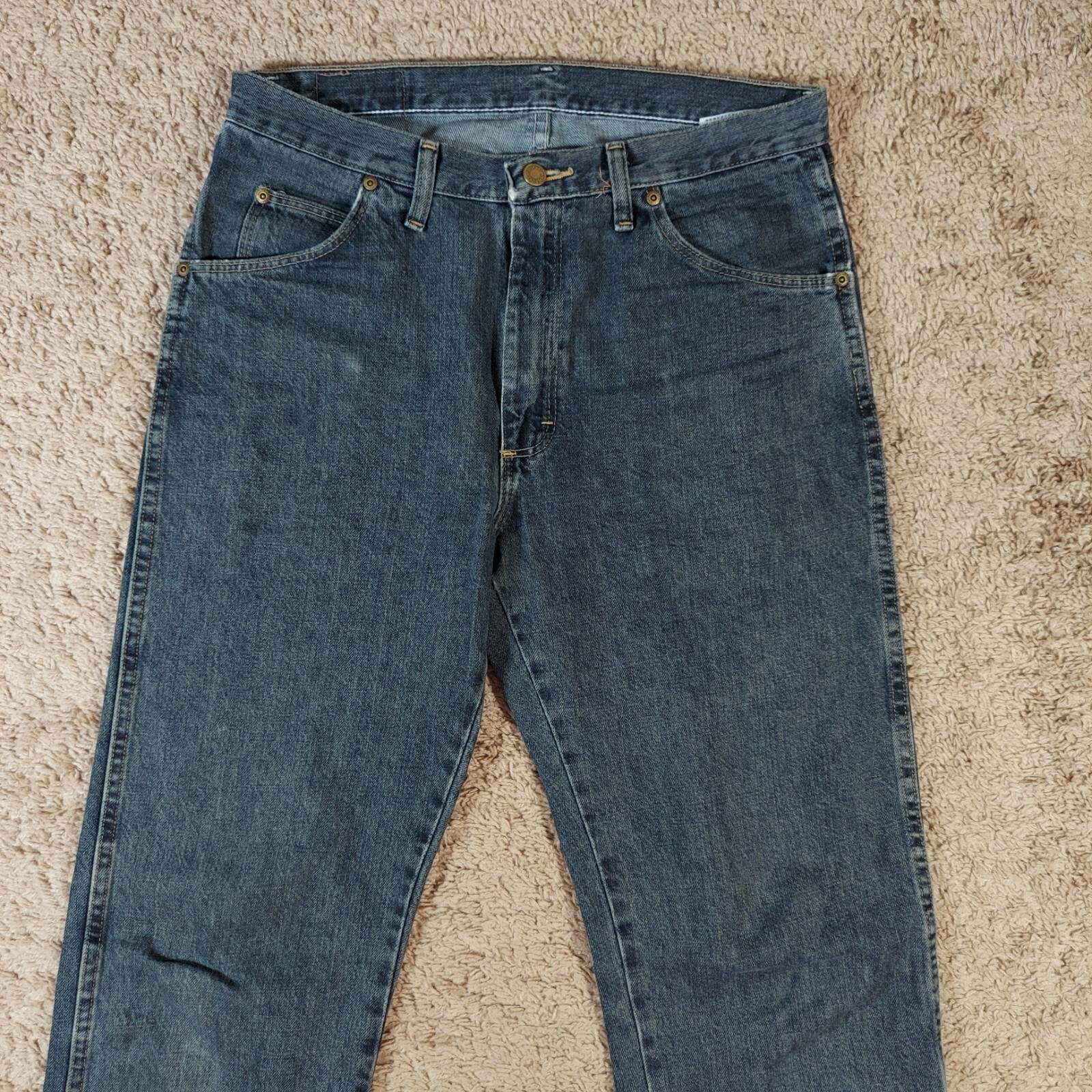 Джинсы Wrangler Mens jeans Size 32x34 