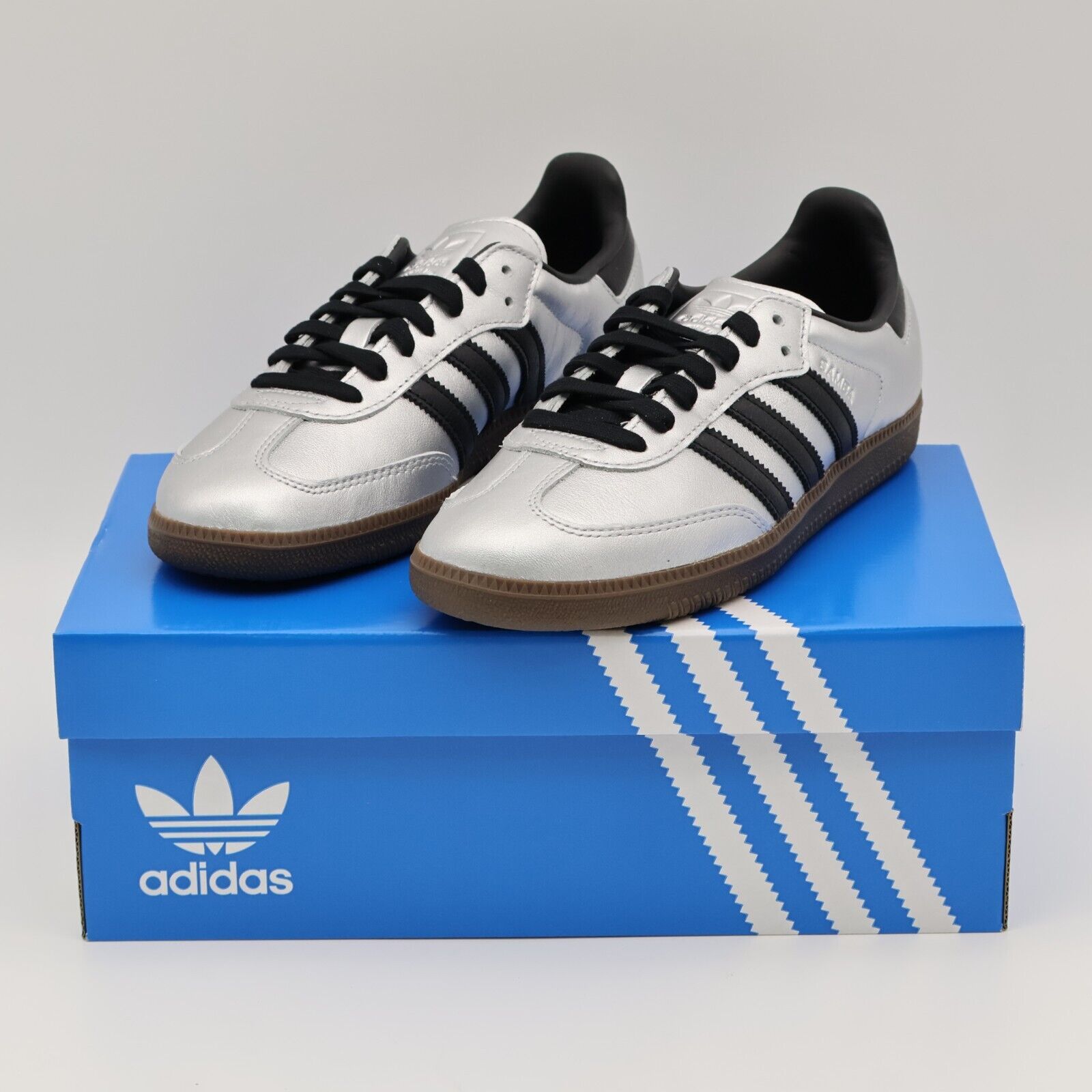 JI4218 adidas Originals Samba OG Silver Metallic Core Black JI4218 adidas Originals Samba OG Silver Metallic Core Black