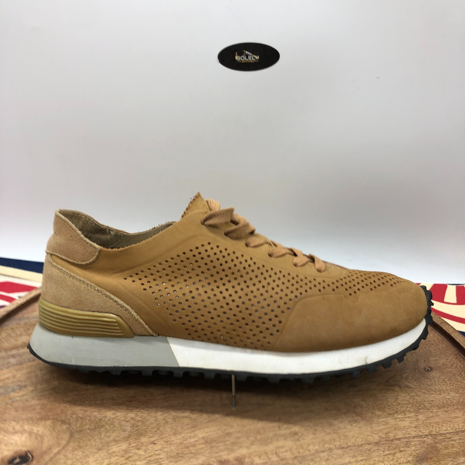 GREATS Mens Brooklyn Camel Brown Suede Perforated Sneaker Size 8