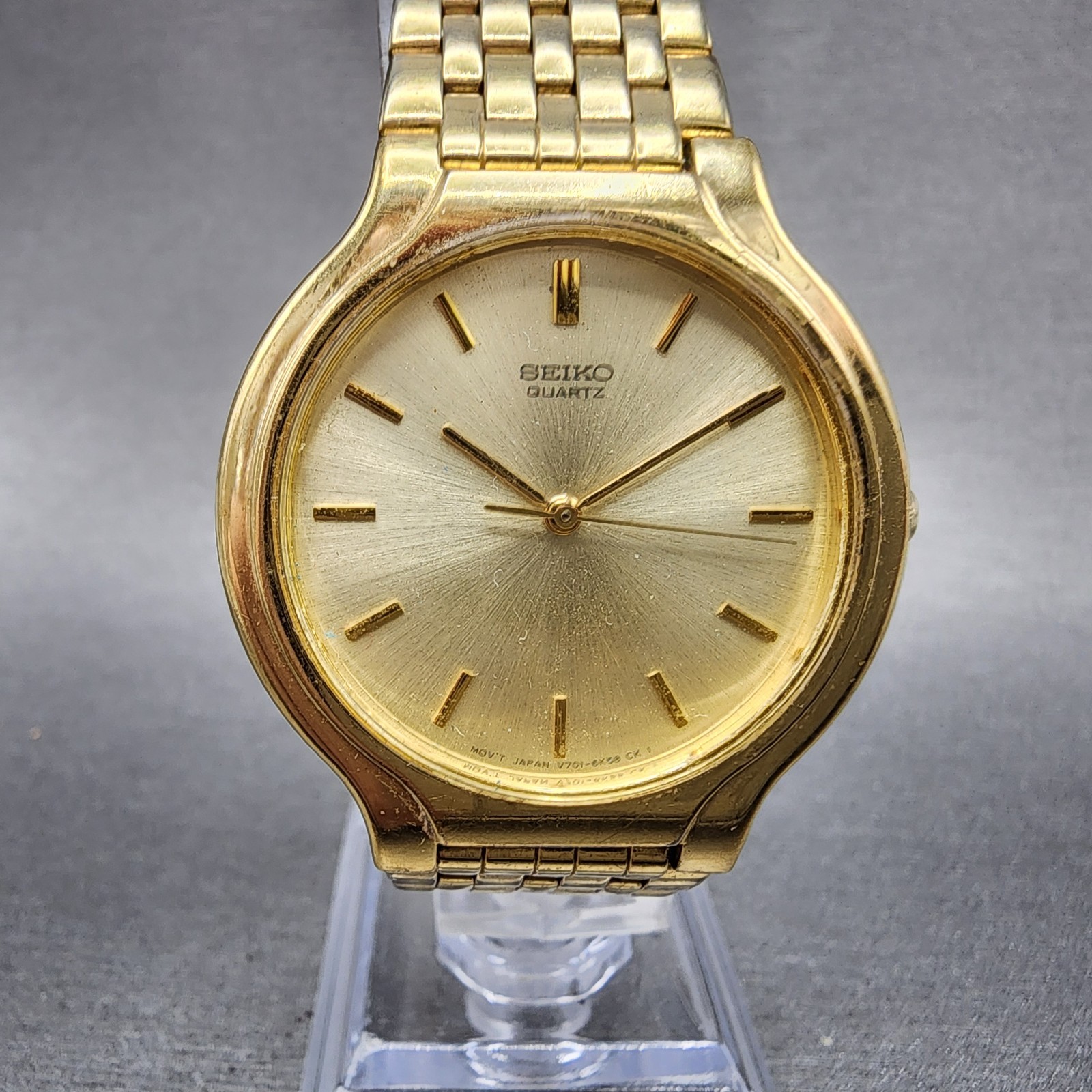 Horn Quartz GERMANY MOVE 置時計 金色 ゴールド お洒落 Horn Quartz GERMANY MOVE 置時計 金色 ゴールド お洒落 | Einkaufen