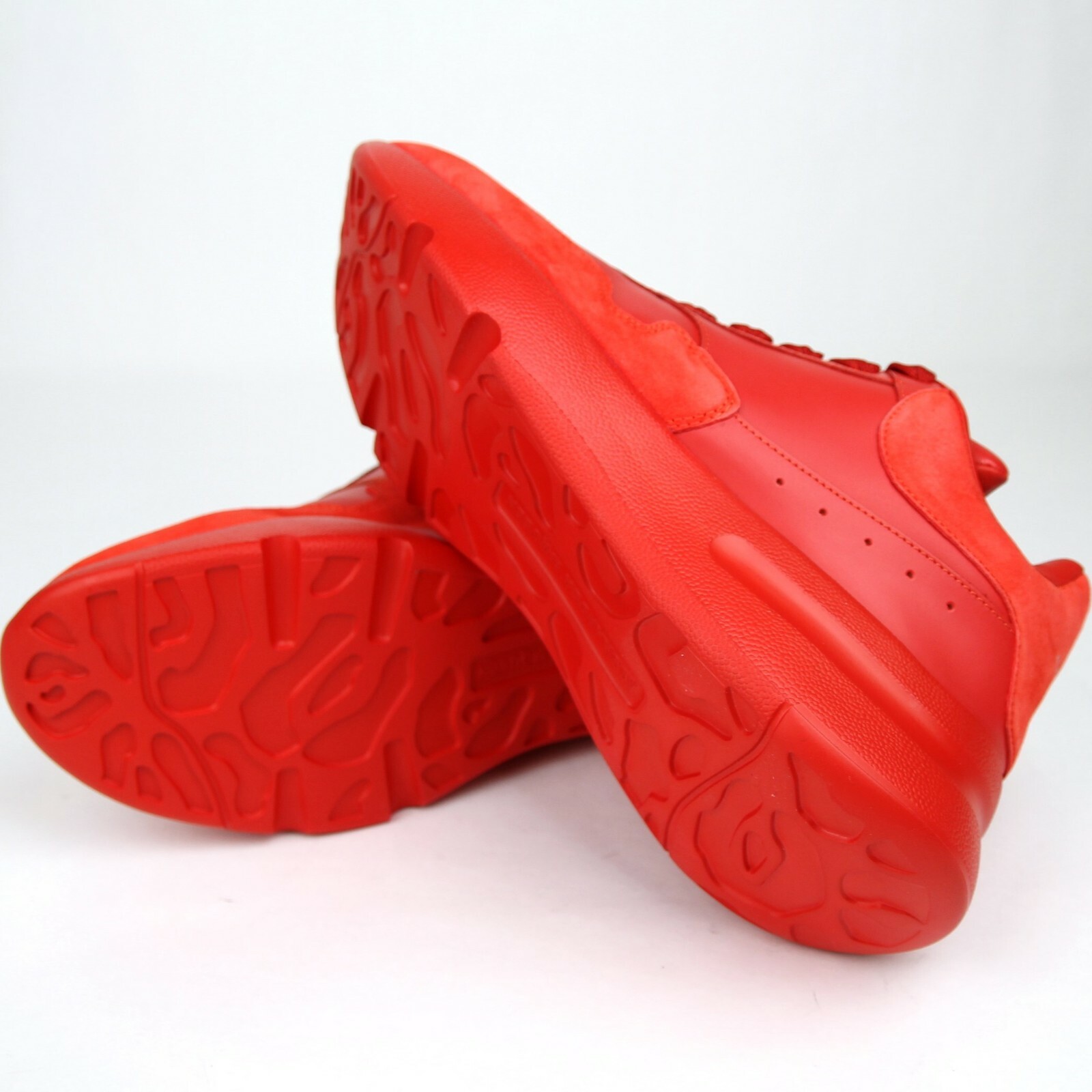 Pre-owned Alexander Mcqueen $590  Women's Red Leather/suede Runner Sneaker 508291 6409