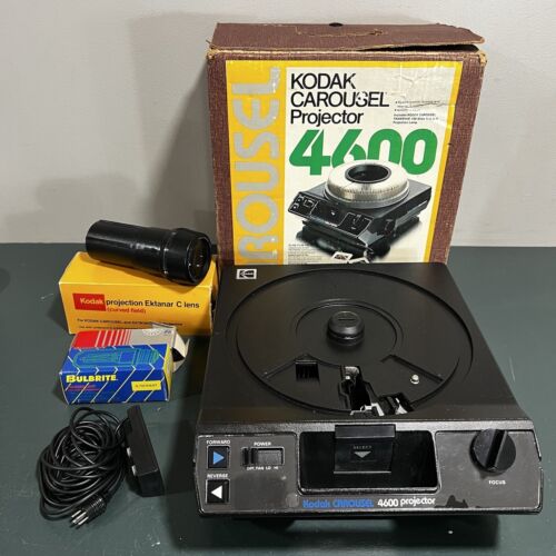 W/ Remote, Zoom Lens, Original Box & Lamps