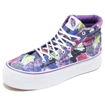 donna vans