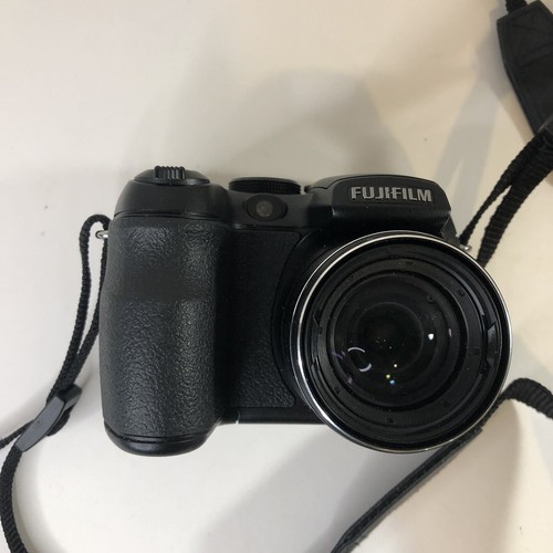 FUJIFILM FINEPIX S1500 Cameras - As-IS Damaged - Parts