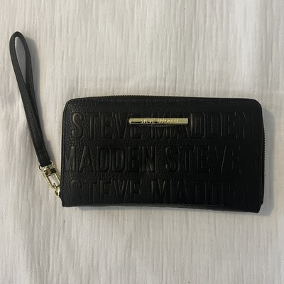 Wristlet Wallet Steve Madden 3 Dimensional Embossed Logo Bi-Fold Black Gold