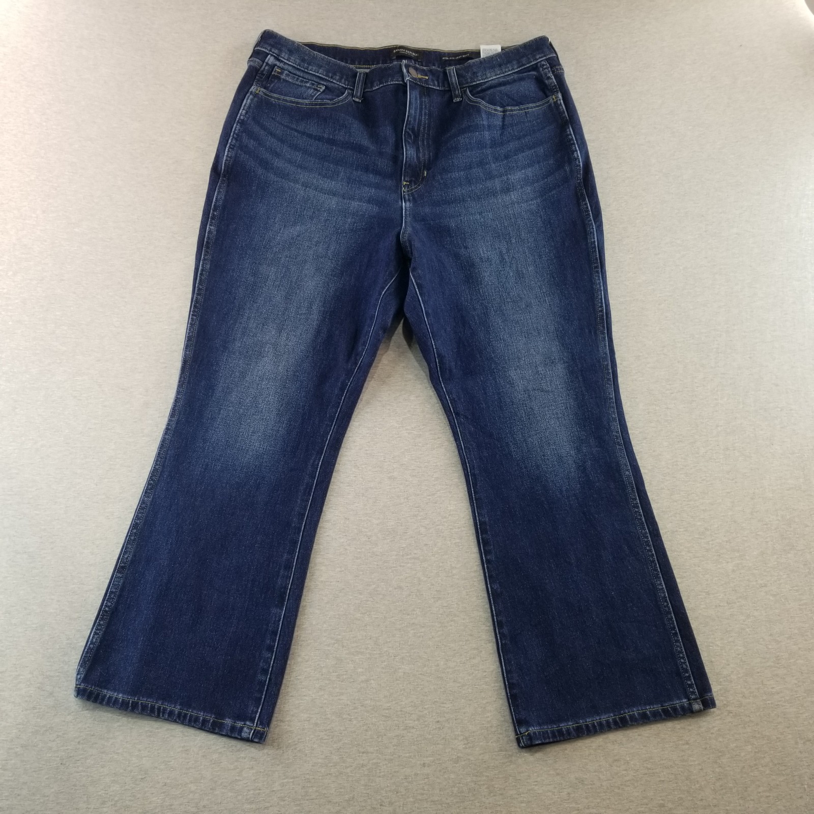 Banana Republic Jeans Women's Sz 33 High Rise Crop Bootcut Dark Wash Normcore