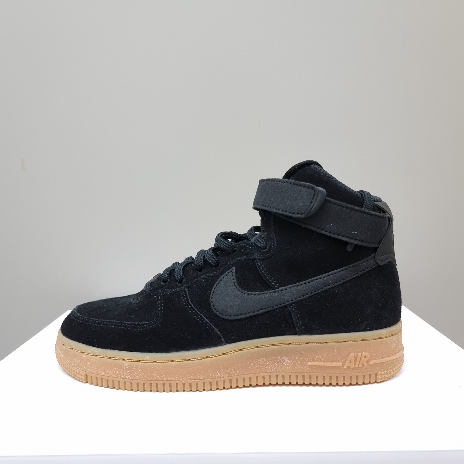 air force 1 suede black