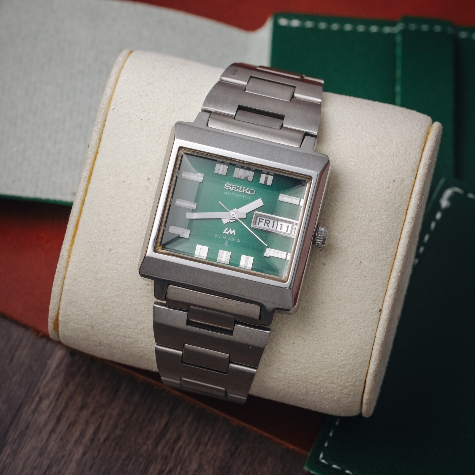 SEIKO Lord Matic 23 Jewels メッシュバンド SEIKO LORD MATIC LM 23 JEWELS AUTOMATIC FACETED CRYSTAL