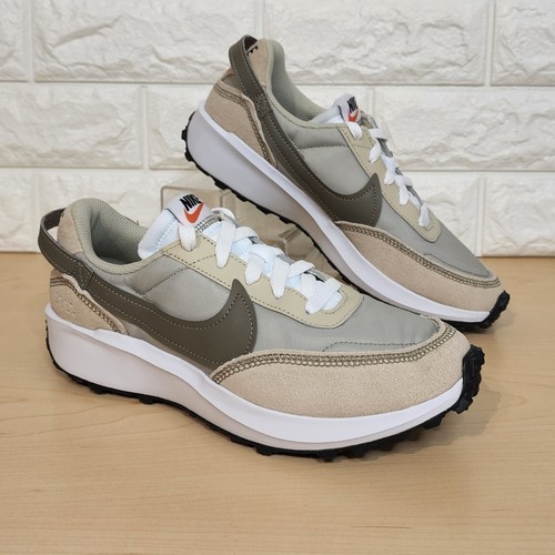 Nike Waffle Debut Mens Size 6 / Womens Sz 7.5 Light Stone