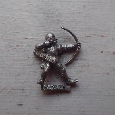 Citadel Warhammer classic 80s Empire C26 Man at Arms Archer H