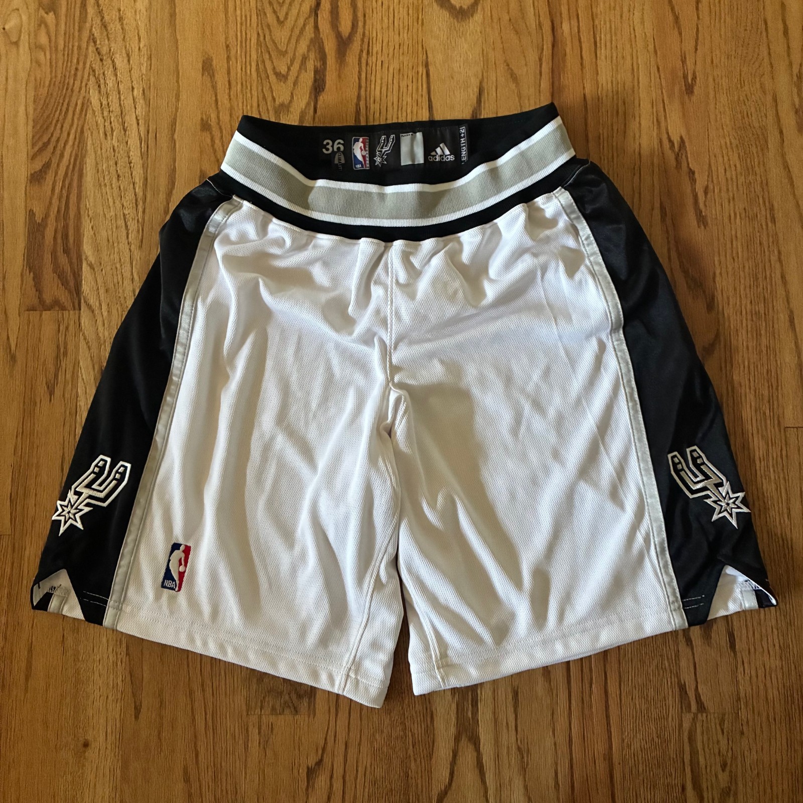 2006-2007 San Antonio Spurs Team Issued Adidas Game Shorts nba sz