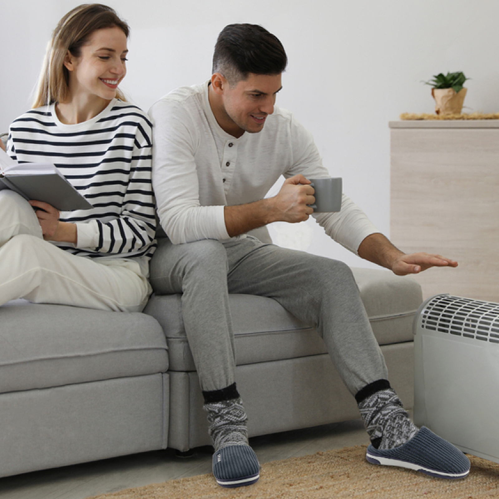 Women Mens House Slippers Indoor Shoes Casual Snow Soft Non-Slip Edge Home Shoes