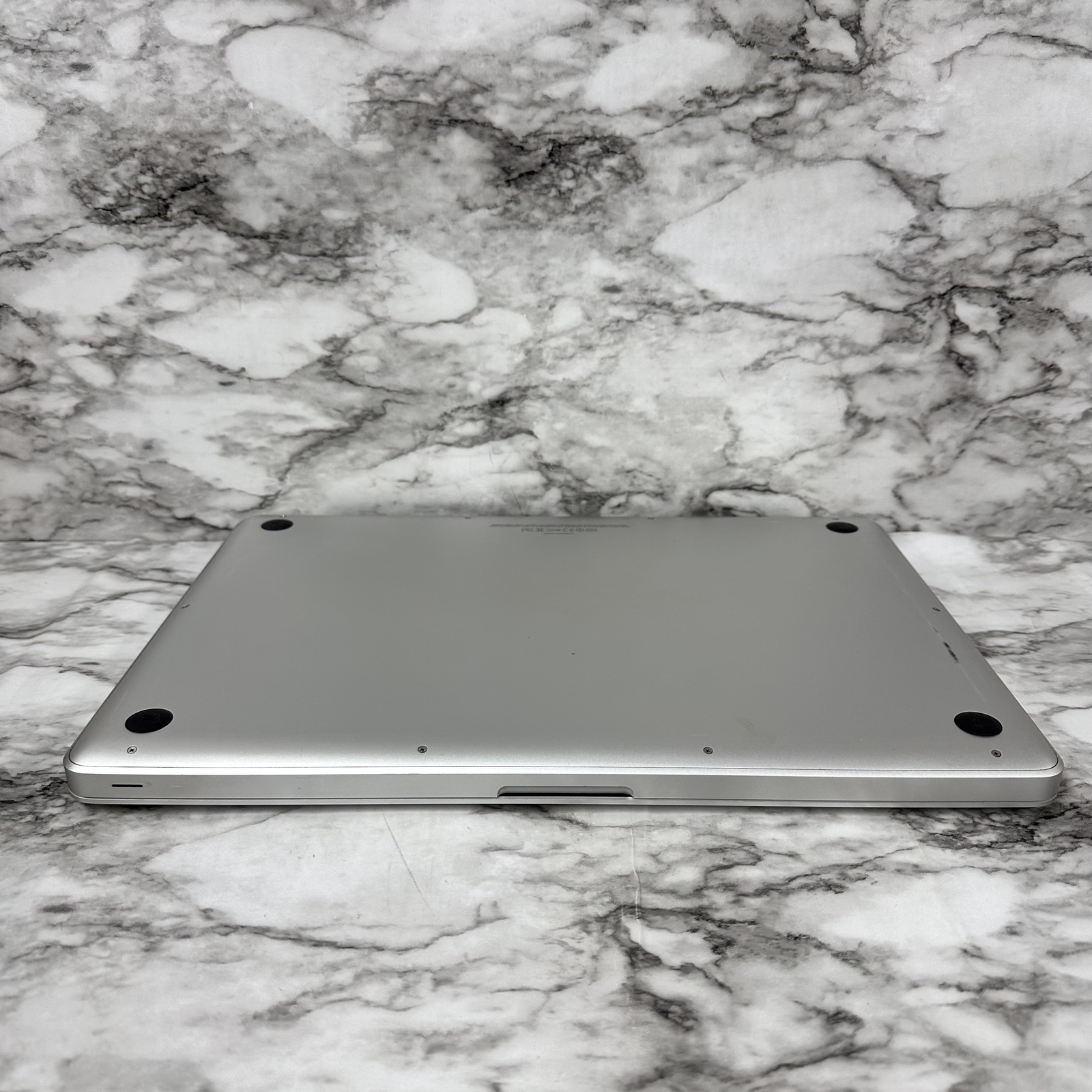 Apple MacBook Air 15-Inches Late 2011 Intel Core i7 2.2GHz 4GB RAM 500GB HDD - Picture 7 of 12