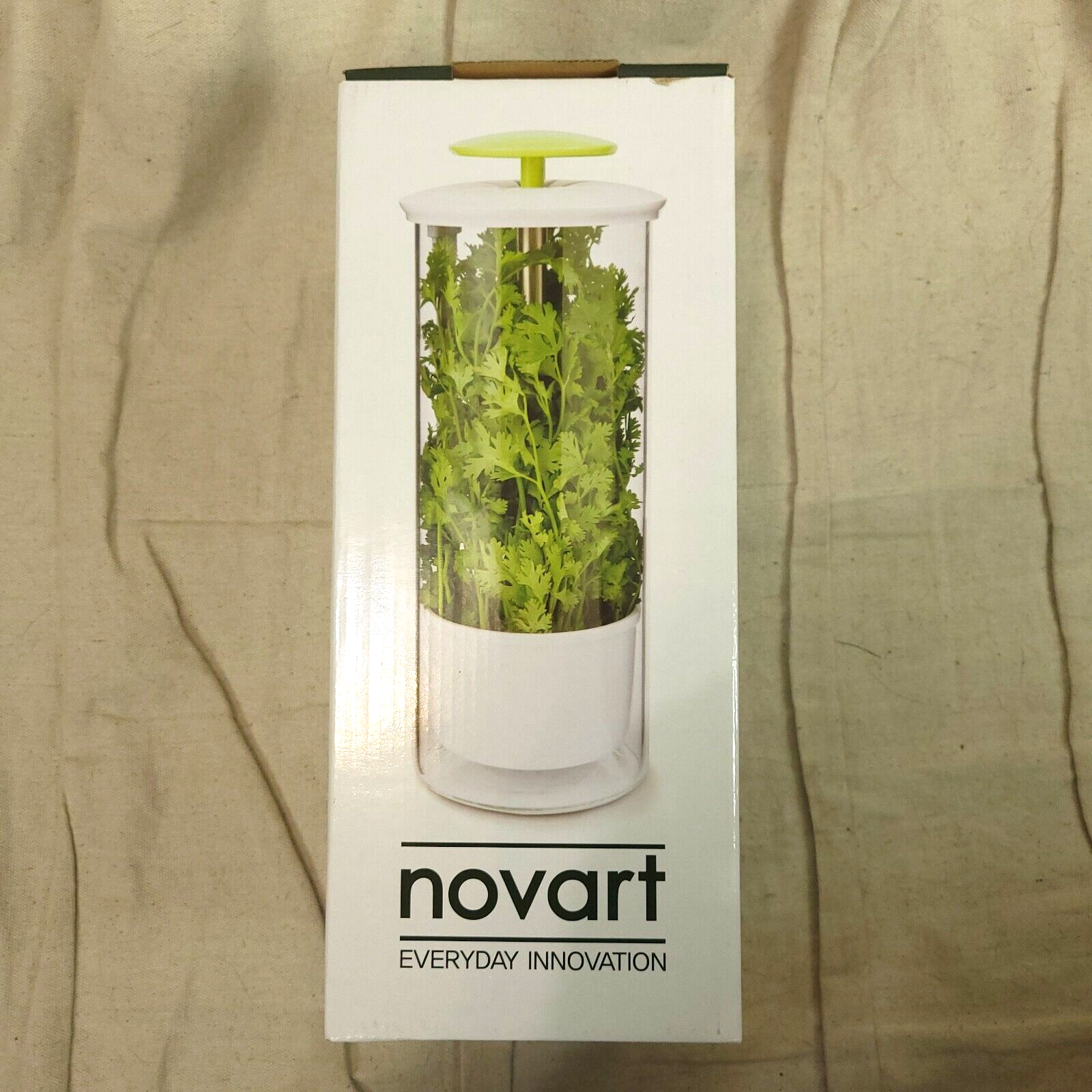 NOVART Breathable Glass Herb Keeper