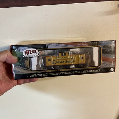 New Atlas Masterline Caboose Chessie System C&O #3189  Item #20000557  EV Caboos
