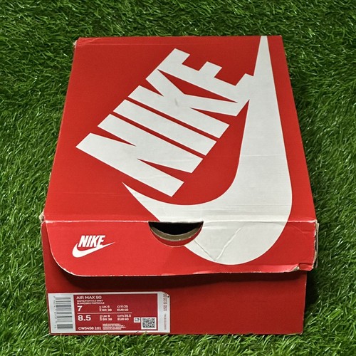 NIKEの箱 182043968_o3.jpg?