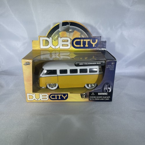 20003 Dub City Bus YELLOW Van Old Skool 62 VW Volkswagen Jada Toys