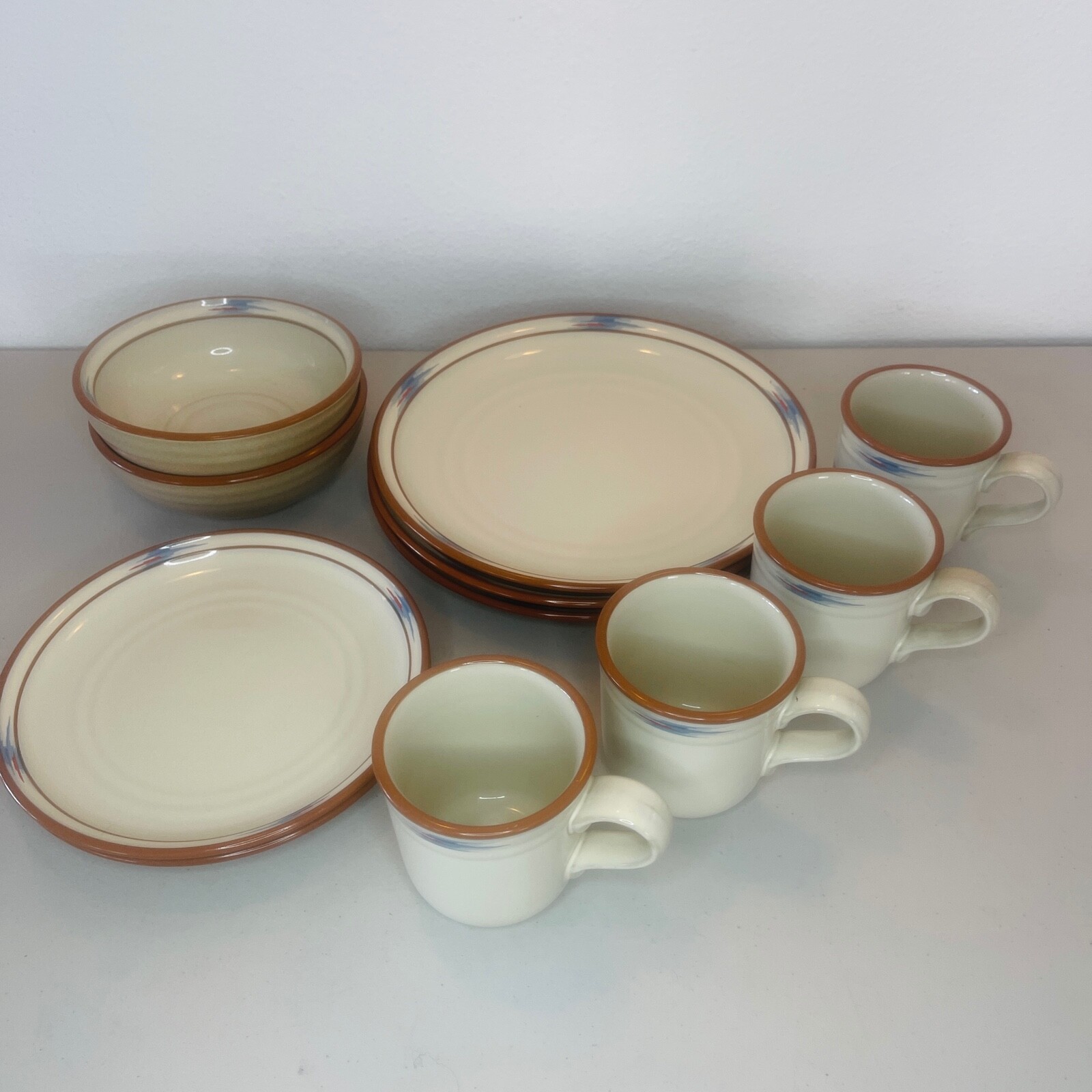 Набор посуды kidkraft пастель 63027. Металлическая посуда референс. 11 посуда. Набор посуды berlinger haus granit diamond line bh-1113 10 пр. Набор посуды kitchen set 312-11.