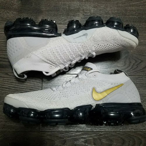 Pre-owned Nike Air Vapormax Flyknit 2 Running Shoes Womens Size 9.5 Metallic Gold Grey In Gray