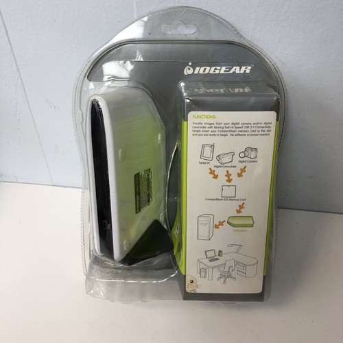 Iogear GFR901CF Card Reader New Sealed