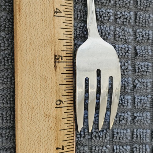 ONEIDA FLIGHT RELIANCE  Salad Forks Set of 4 GLOSSY 6 3/4" STAINLESS Flatware