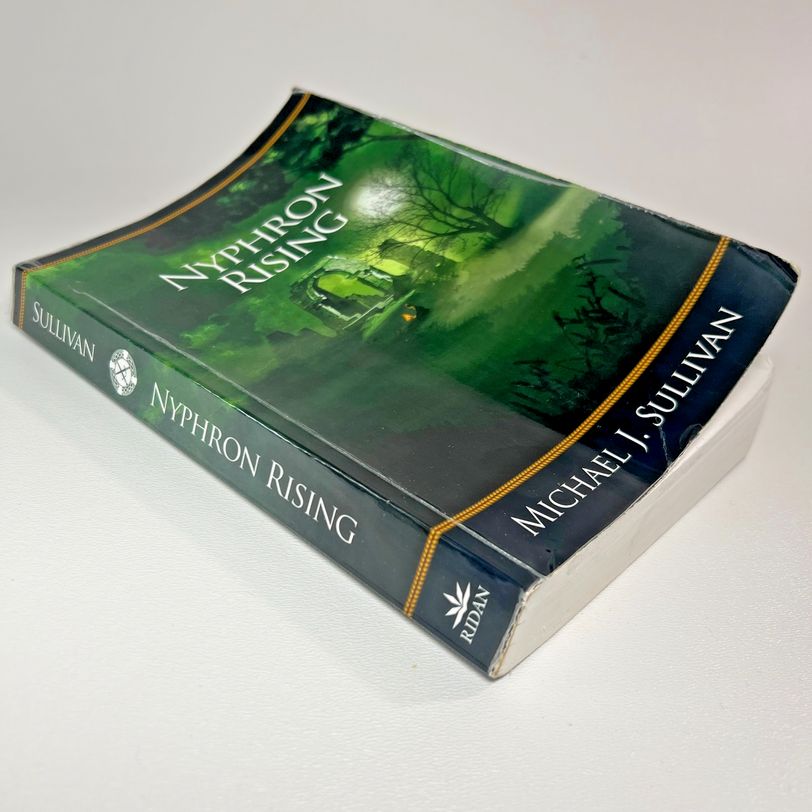 Nyphron Rising Michael J Sullivan Riyria Revelations Trade Paperback 1st Print - photo 2