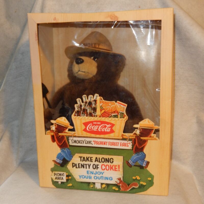 1997 COCA~COLA Collectors Club SMOKEY The Bear Plush Official Limited Edition