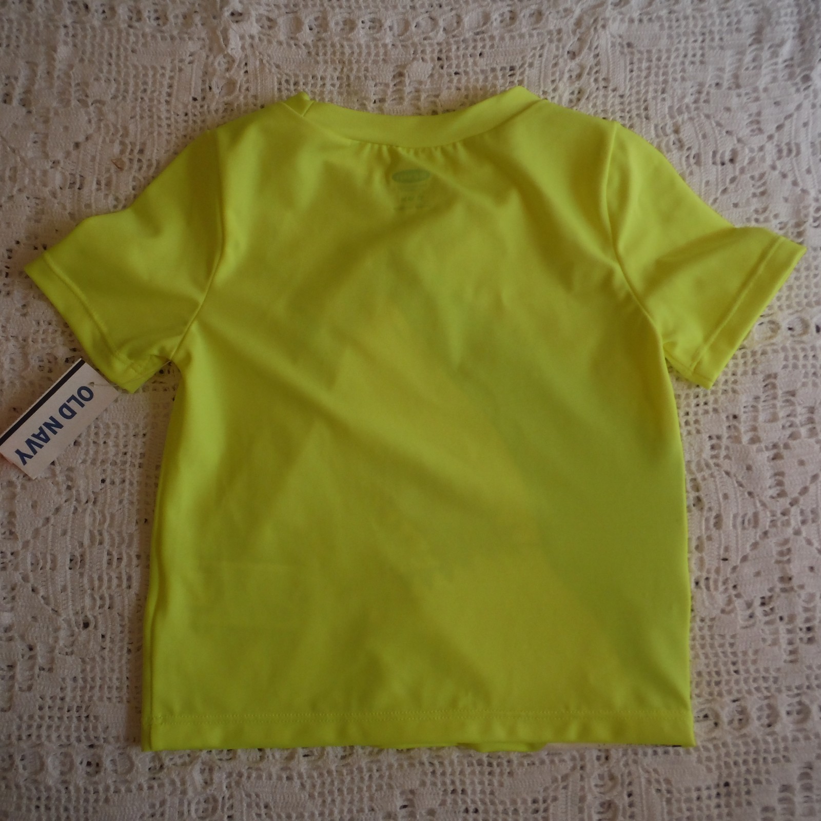 Yellow shark Rash Guard Boys size 12-18 months Old Navy  swim top  new