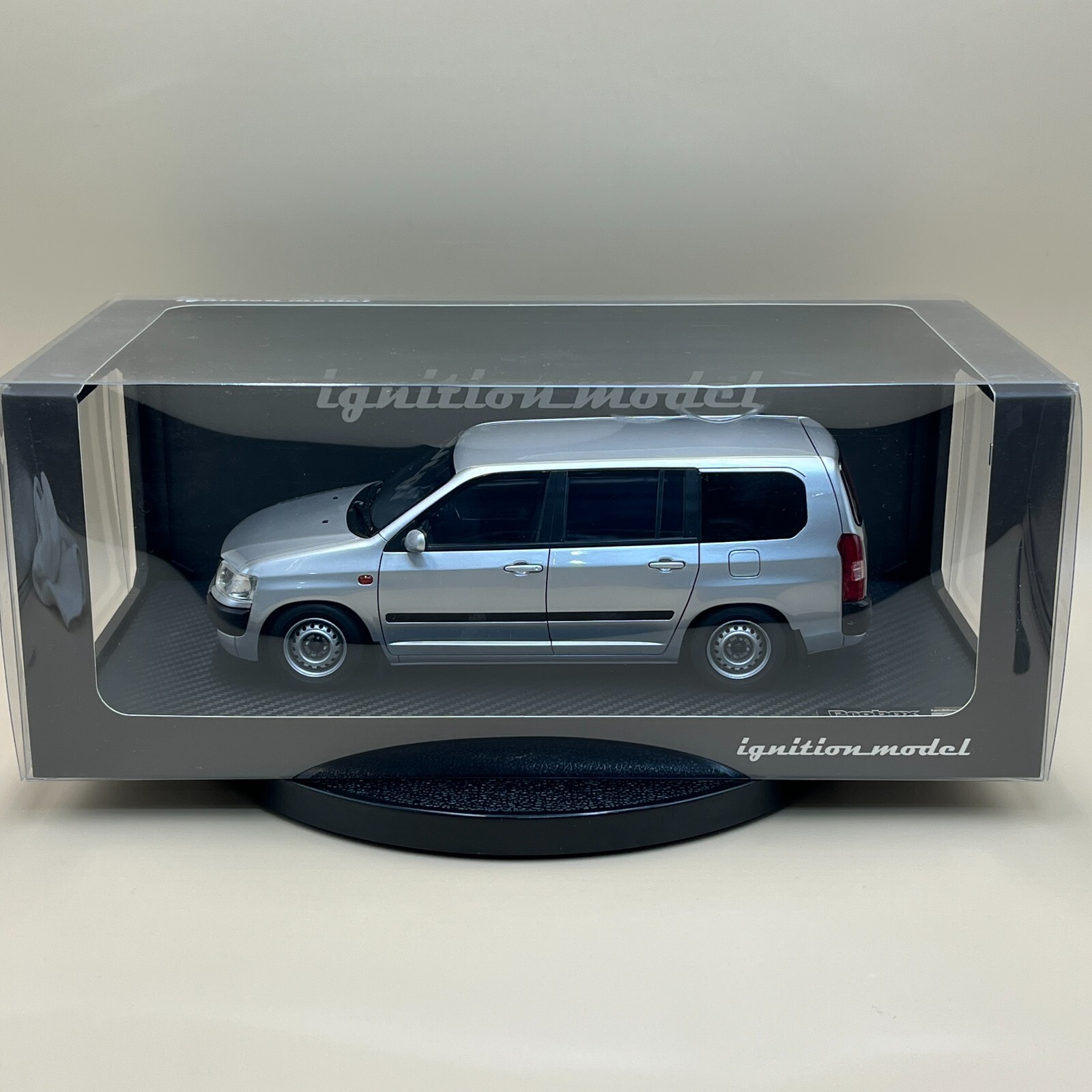 ミニカー ignition model Toyota Probox GL 1:18 ignition model 1/18 Toyota Probox GL NCP51V Silver resin