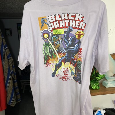 Mad Engine Marvel T Shirt Black Panther Size Large Short Sleeve Printed Lavender