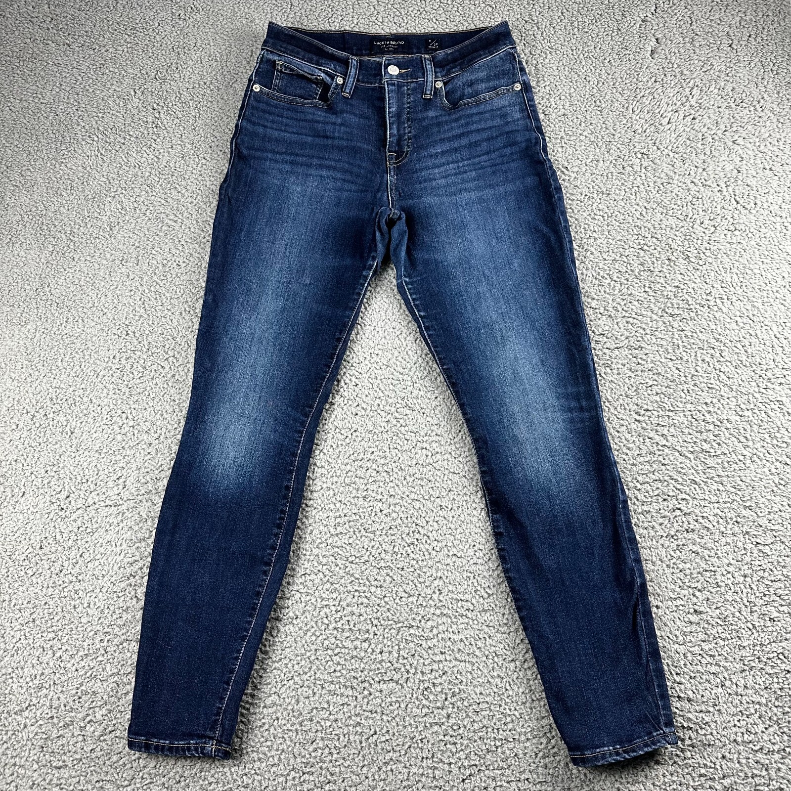 Womens Size 8/29 Blue Denim Skinny Dark Wash Mid Rise