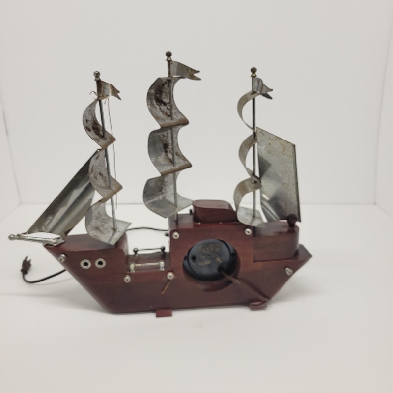 Vintage Wooden Ship Clock 810 United clock Corp Brooklyn NY
