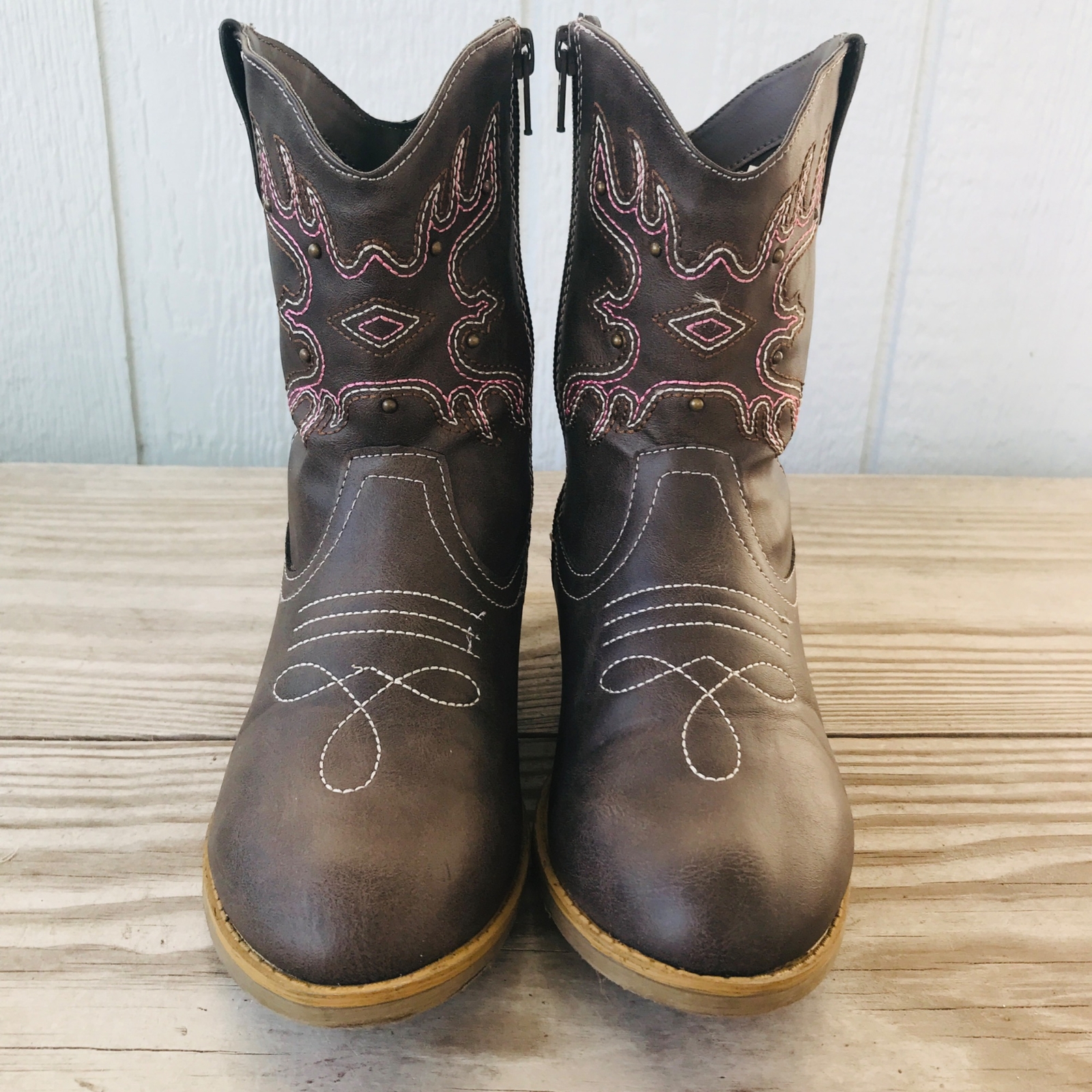 Wonder Nation Girls Boots Brown Cowboy Boots Pink Stitching Kids Size 2  Cowgirl: купить с доставкой из США, цена 2 841 руб - (165473626952)
