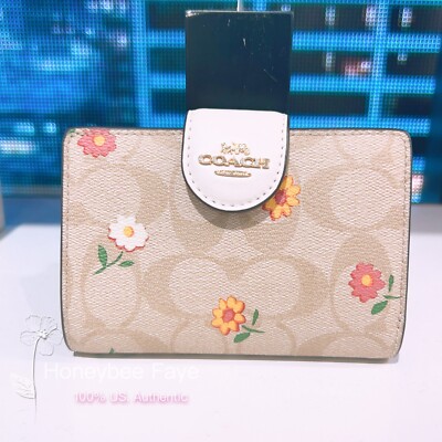 NWT Coach Medium Corner Zip Wallet In Signature Canvas With Nostalgic Ditsy Prin