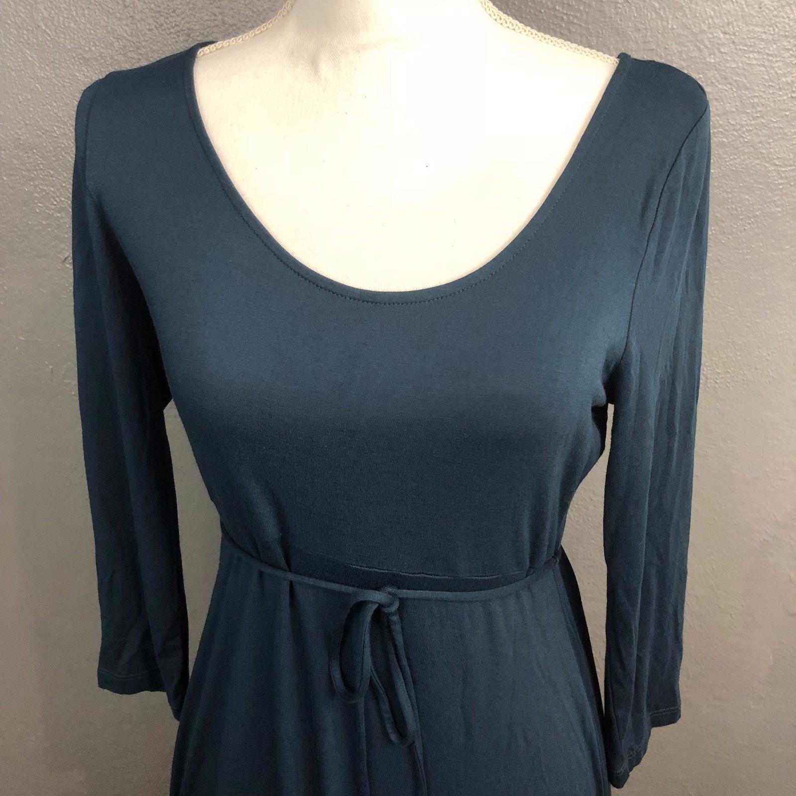 Motherhood Maternity Women's Maternity Dress Size Small 3/4 sleeve navy belted