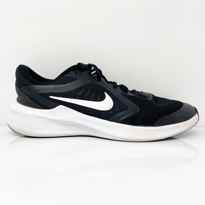 

Nike Boys Downshifter 10 CJ2069-001 Черные кроссовки для бега, размер 4,5 года, Черный, Downshifter 10