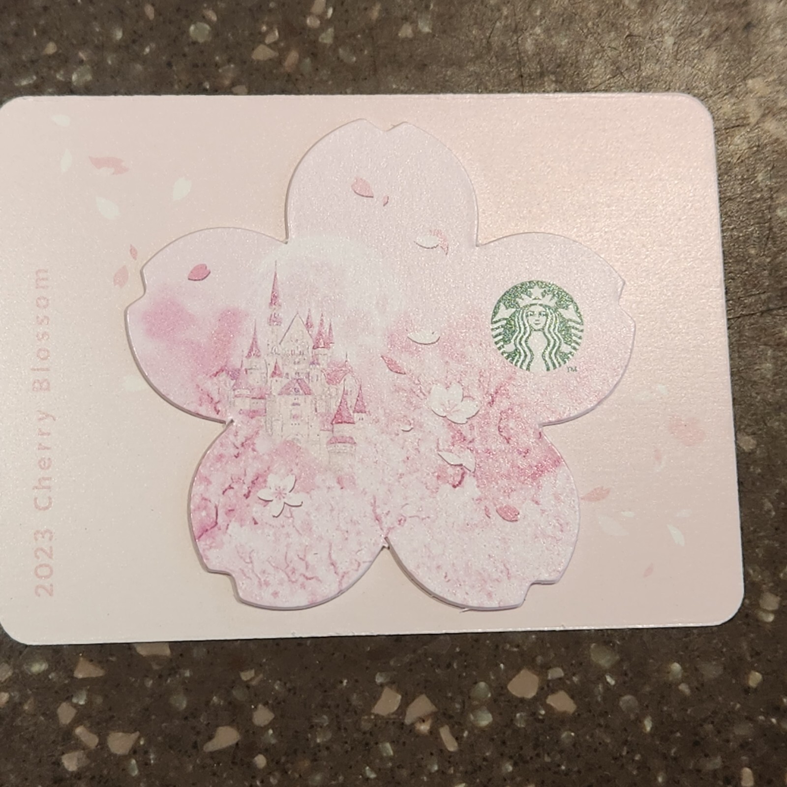 【韓国スタバ】21桜★Cherry Blossom 花びら key chain Starbucks KOREA 2023 23 Cherry Blossom Bearista Lock