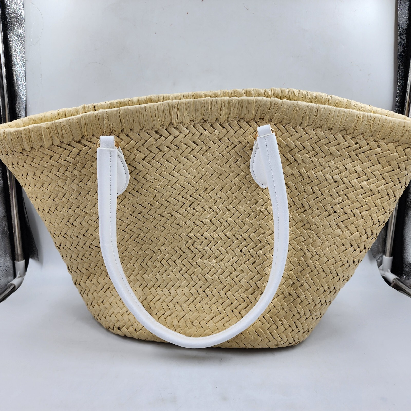 On 34th Isabellaa Straw Medium Drawstring Tote Bag Women's One Size Straw/White - Picture 9 of 14