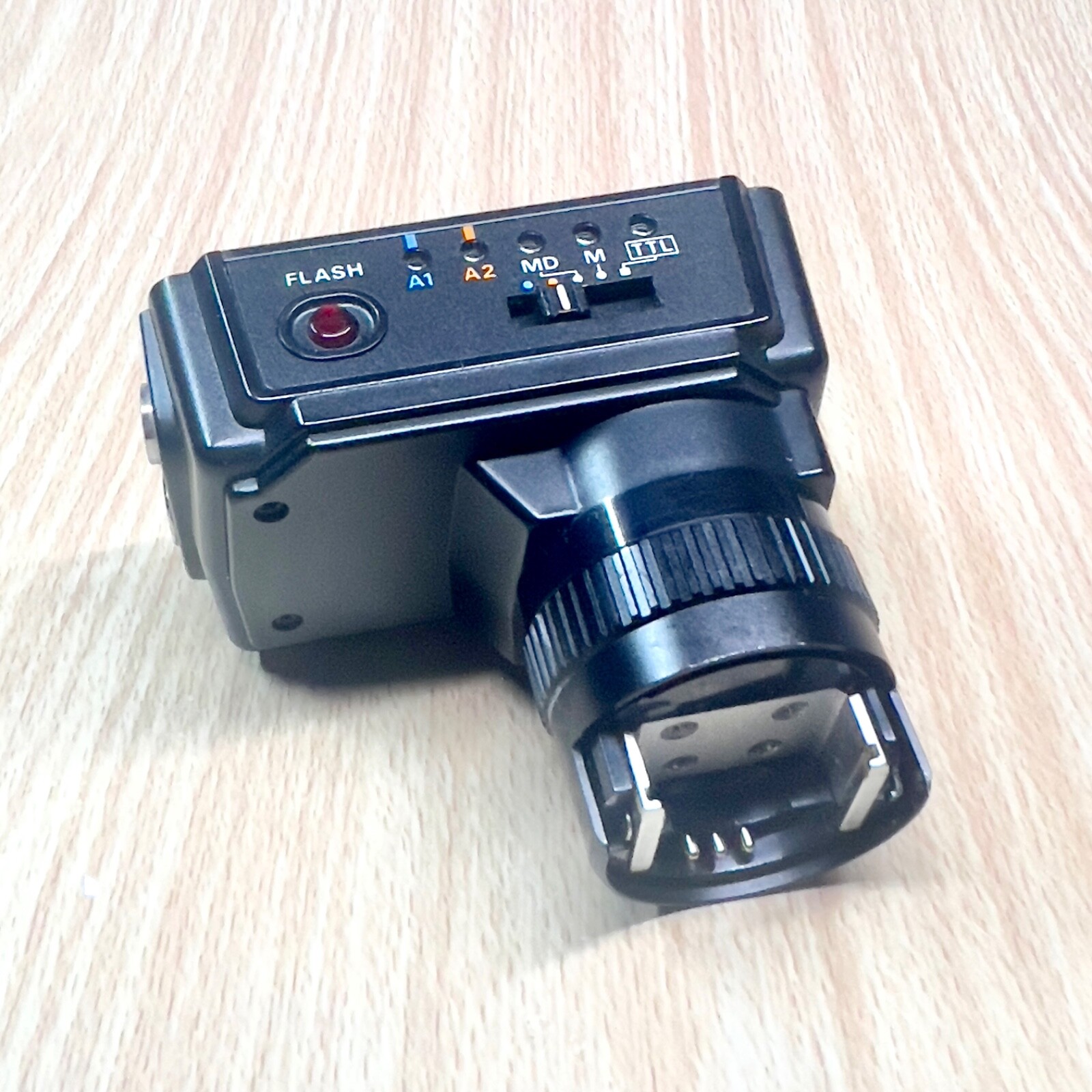 Nikon AS-8 Flash Mount Coupler 'Foot' for Nikon F3 & SB-16 - BARGAIN - Free Post