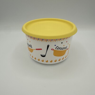 Tupperware Mini Canister 20oz / 2 ½ Cups Yellow Consomé  broth 