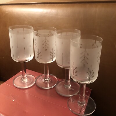 Dansk KARIN ORGANIX Frosted Crystal -- 4 Fluted Glasses