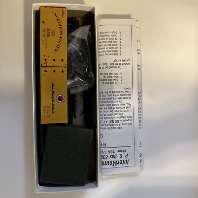 InterMountain Railway HO Kit #40501-04 Steel Sided Ice Bunker Main Street 91098