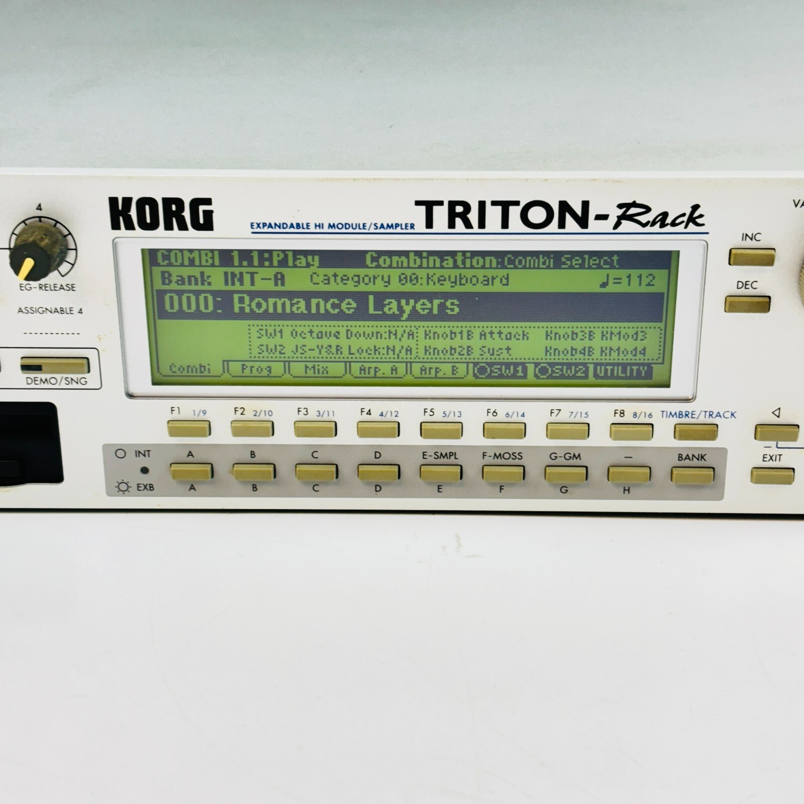 動作確認済】KORG 音源モジュール triton rack レア 【公式通販】