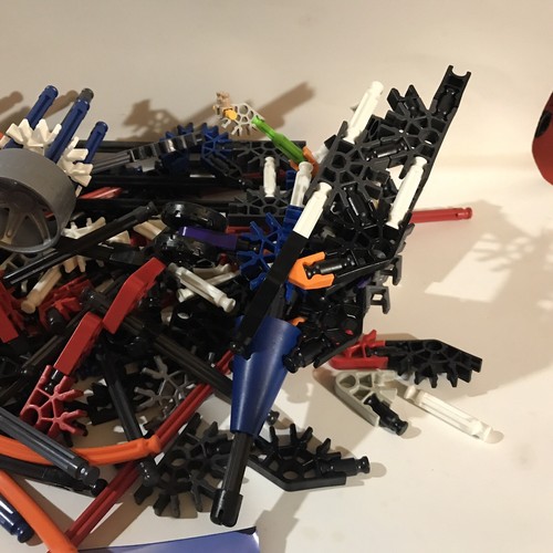 K'NEX Turbo Jet 2-in-1 Building Set 402 Pieces Ages 7+ Incomplete Used Set