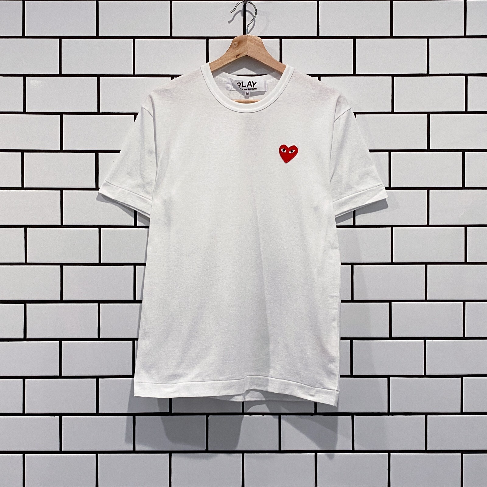 COMME DES GARCONS｜ (AX-T801-051-1) COMME DES GARCONS PLAY Black CDG Play T-shirt with big heart