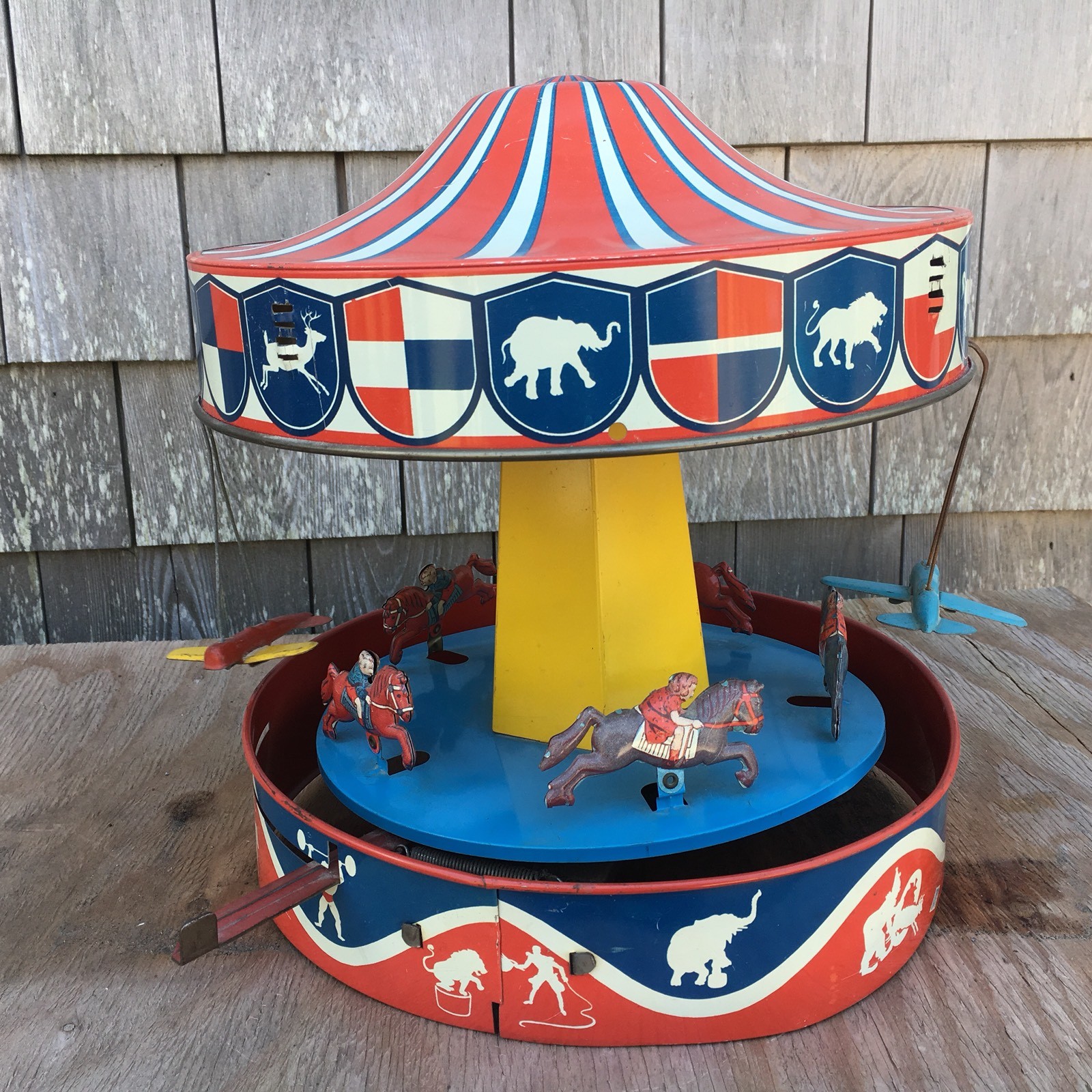 Vintage Wolverine Tin Litho Carousel Mechanical Toy Merry Go Round Made USA