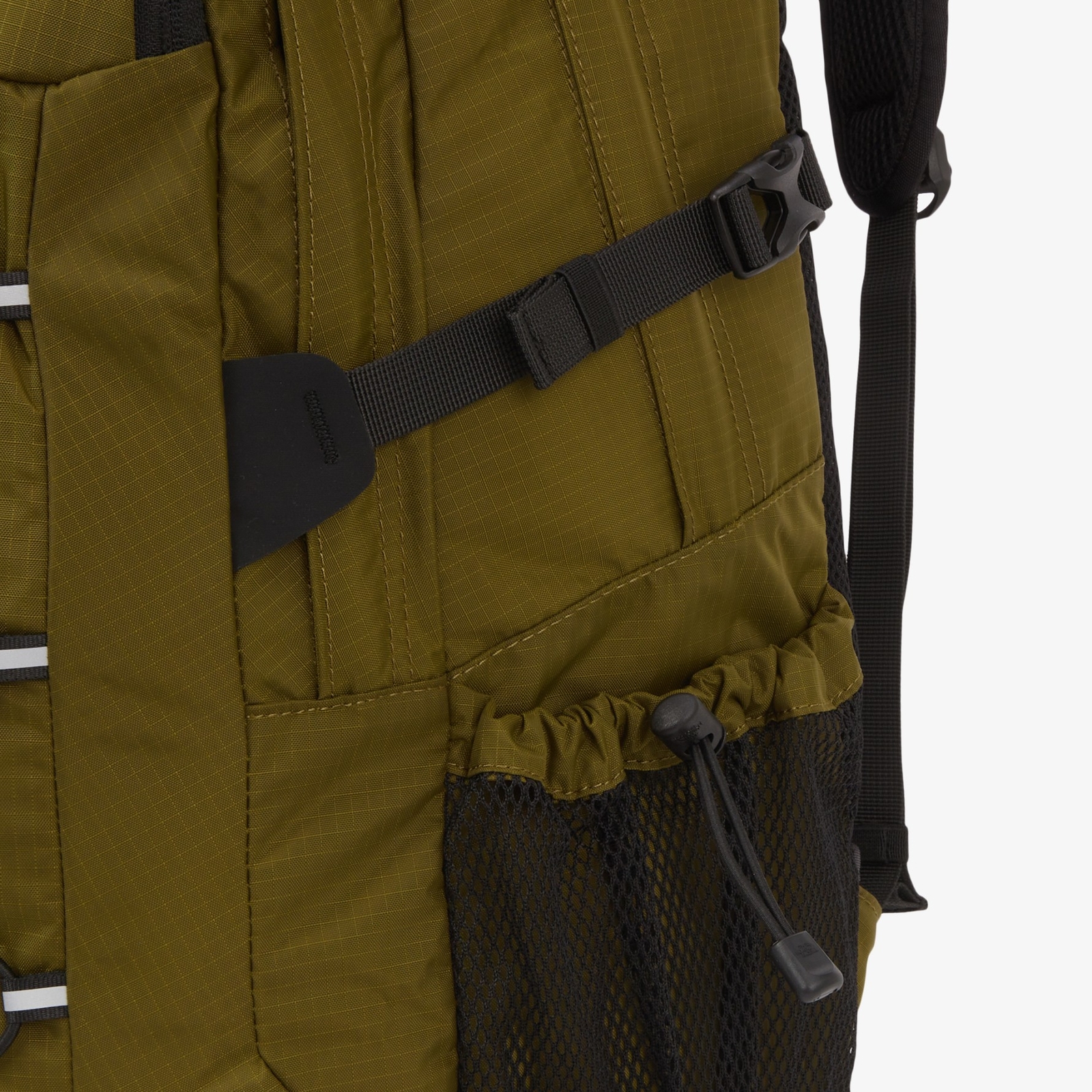 New THE NORTH FACE BOREALIS II BACKPACK 32 Liter NM2DQ52B