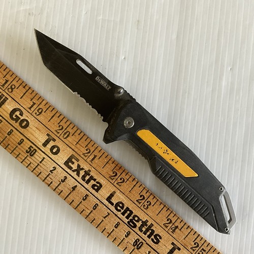 Combo Edge Tanto Blade Belt Clip Liner Lock Grip