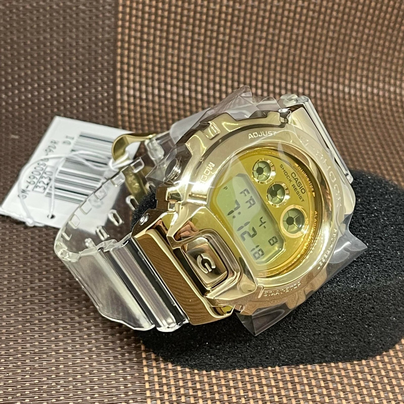 Pre-owned Casio G-shock Gm-6900sg-9d Gold Metal Cover Semi-transparent Digital Men's Watch