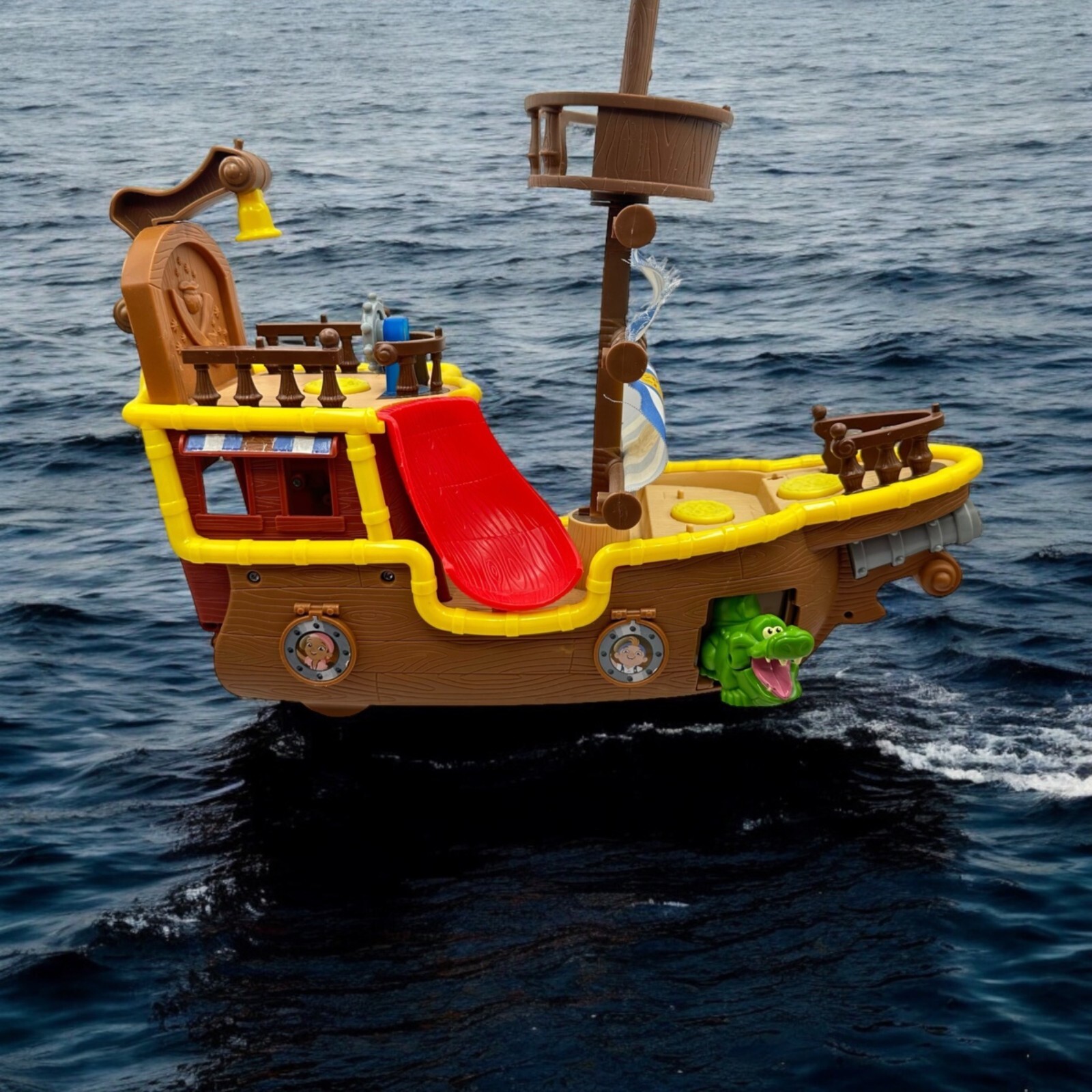 【中古】 The Pirate Chase/DISNEY PR/Rob Kidd A1TBEB+eXzL._UF1000,1000_QL80_.jpg